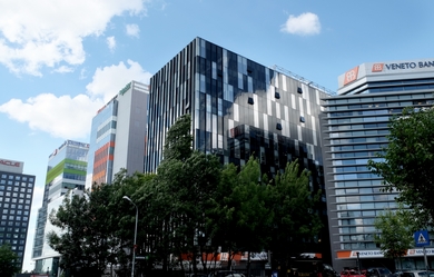 alukonigstahl_comunicat_presa_gara_ herastrau_building